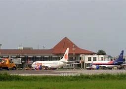 Madiun Ke Bandara Adi Soemarmo